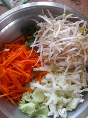 Washed and sliced vegetables