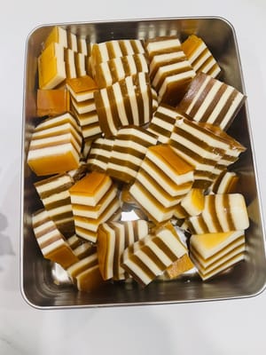 Pastel de castaña de agua con coco, fragante y elástico