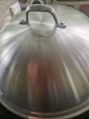 然後蓋上鍋蓋，煮5分鐘