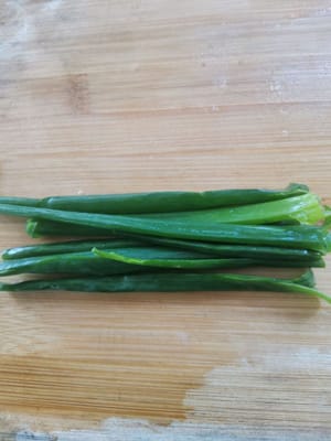 Frühlingszwiebelstängel