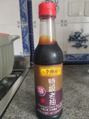 salsa di soia nera