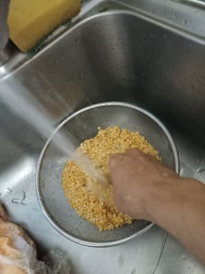 Lavare i fagioli dal