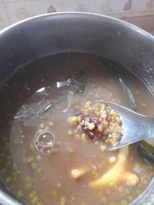Add brown sugar and salt, wait until the brown sugar dissolves.