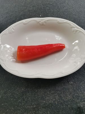 2 chiles rojos, cortados finamente a lo largo.