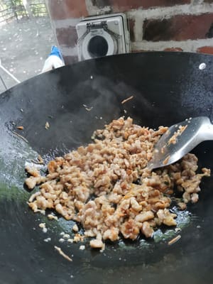 rühren, bis gelblich