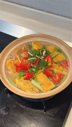 Radish Egg Dumplings Pot (蘿蔔肉蛋餃煲)