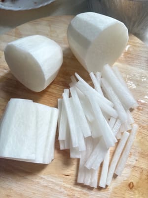 將蘿蔔切成如圖所示的長條
