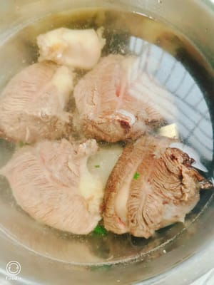 Bilas kembali dengan air hangat.