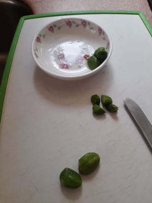 Tagliare il petai in 2