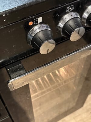 Before start, preheat the oven to 200°C