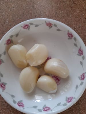 clove of garlic