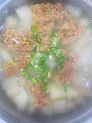 동과 돼지고기 수프를 만들었어요^_^
