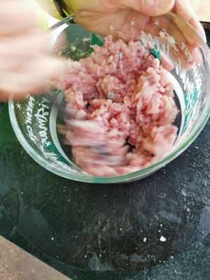 quindi mescolare fino a quando le spezie non saranno ben amalgamate