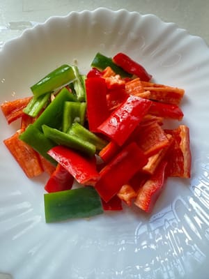 青红辣椒隔各一条