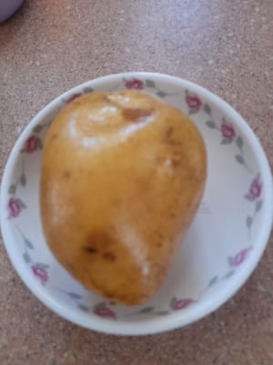 蒸しジャガイモ