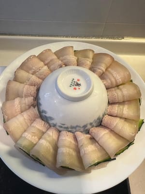 ripetere per tutti e disporre su un piatto come mostrato per una migliore presentazione