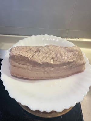 Lasciatelo sciacquare sotto l'acqua fredda e fatelo raffreddare completamente. Potete anche metterlo in frigorifero per un raffreddamento più rapido.