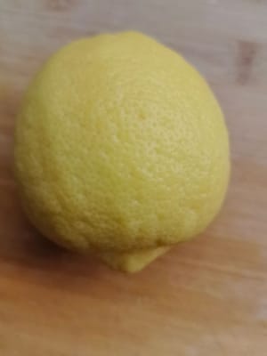 Ajoutez deux tranches de citron si vous aimez un goût légèrement acidulé.