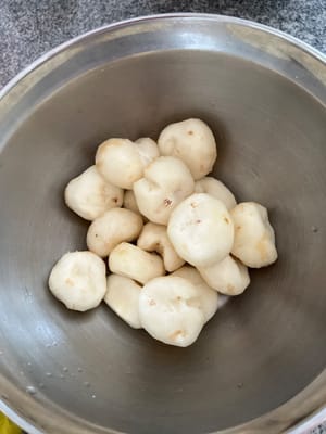 เกาลัดน้ำปอกเปลือก