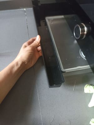 Coloque el recipiente con agua dentro del vaporizador.
