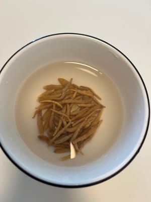 麥冬，太子蔘浸泡5分鐘（可一齊泡）