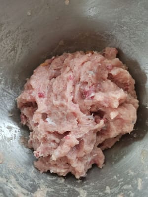 然后搅拌直至香料均匀混合