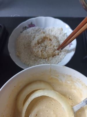 Dann entfernen und in das Panir Mehl, Zwiebelpaste und Bombay