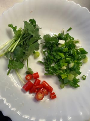 Una vez hecho esto, puedes decorar con los ingredientes que desees.