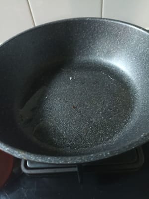 Erhitzen Sie die Pfanne