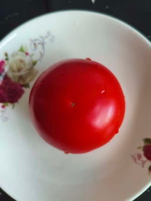 番茄一个。