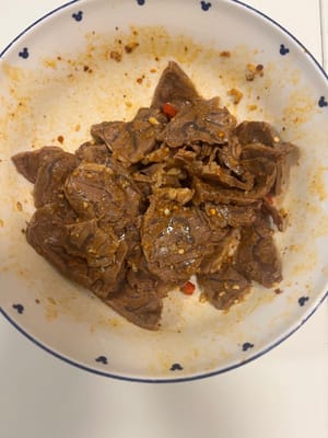 Add the chopped beef tendon and mix well