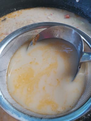 然後過濾（只取湯）