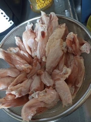 然后沥干，也可以直接擦干。