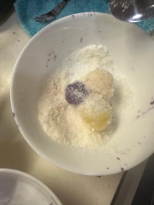 โรยหน้าด้วยมะพร้าวขูดฝอย