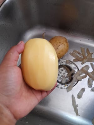 Pelar las patatas