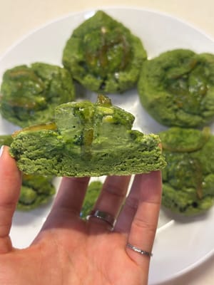 Une fois prêt, régalez-vous ! J’aime aussi le conserver au réfrigérateur et le déguster froid, car le fromage frais lui donne une texture onctueuse, comme une glace !