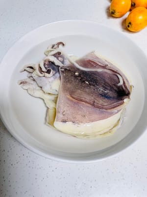 Soak the dried squid in clean water the night before.