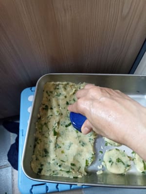 lo stampiamo noi o puoi usare le mani come preferisci