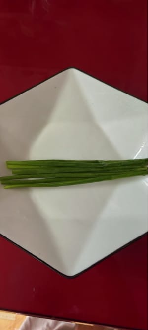 葱两条。