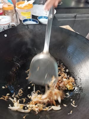 setelah bumbu agak kuning masukan UDANG kering