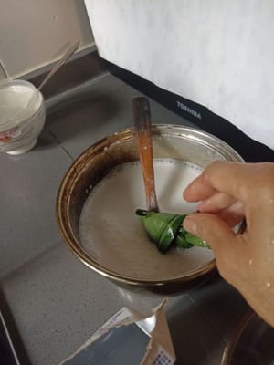 烹饪前加入香兰叶