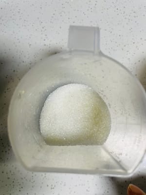 Weigh 40 grams of white sugar and set aside.