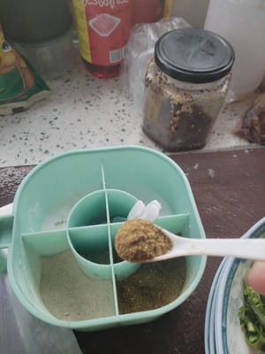 1 sendok teh merica Sichuan