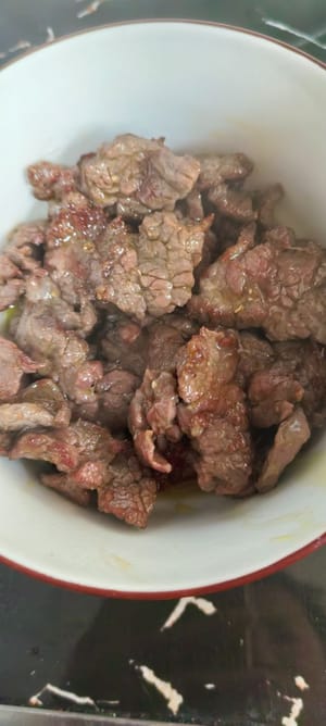 Vom Herd nehmen und beiseite stellen.