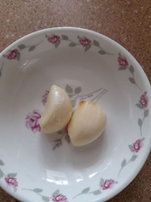 Knoblauchfrucht