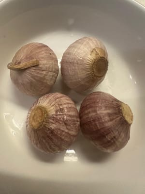 กระเทียม