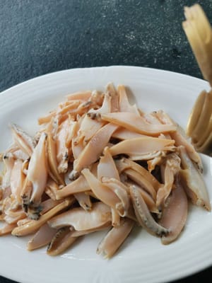 then put it in a container, add 1 teaspoon of soy sauce, then marinate