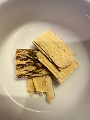 5 g Schwarzrandige Tragantwurzel (Schwarzrandige Tragantwurzel ist für Menschen in Südchina geeignet).