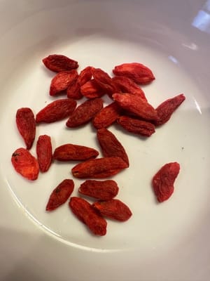 ein wenig Wolfsbeere