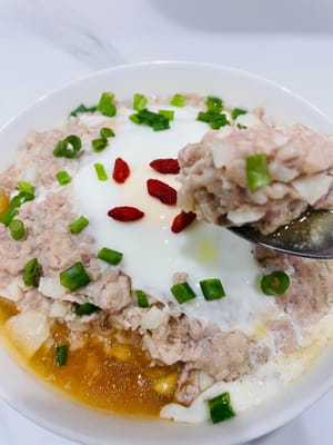 Chinese yam meat pie with egg
